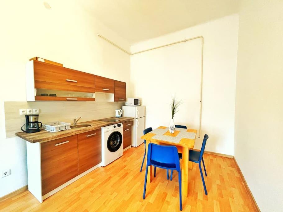 Central Spacious Flat บูดาเปสต์ ภายนอก รูปภาพ